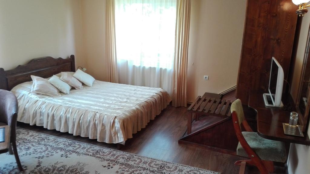 Pension Casa Contelui ริชนอฟ ภายนอก รูปภาพ