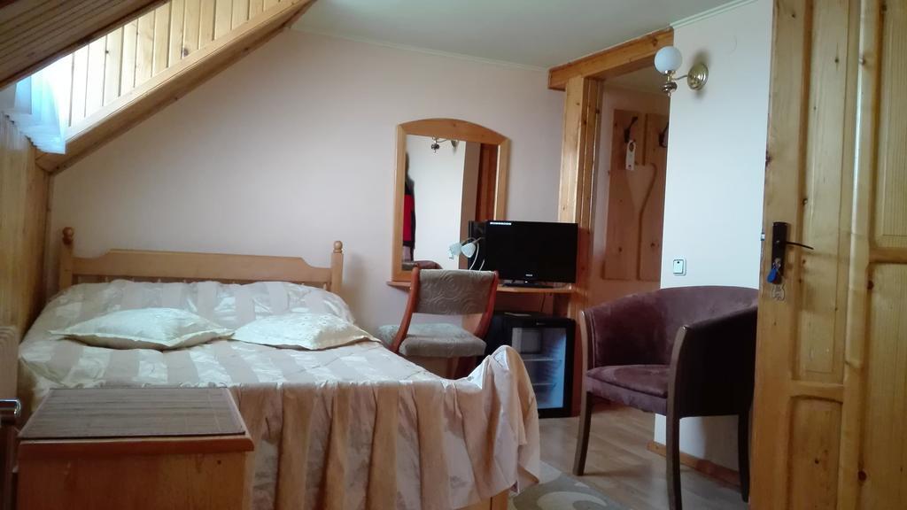 Pension Casa Contelui ริชนอฟ ภายนอก รูปภาพ