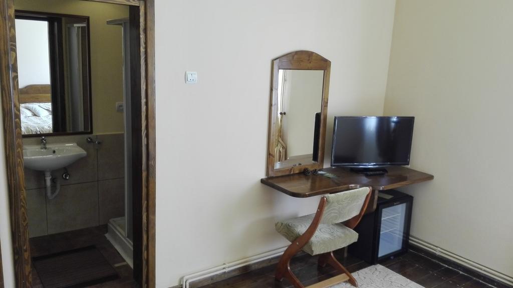 Pension Casa Contelui ริชนอฟ ภายนอก รูปภาพ